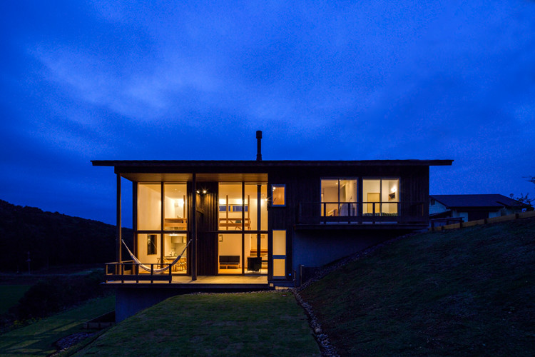 他の地域にあるアジアンスタイルのおしゃれな縁側・ポーチの写真