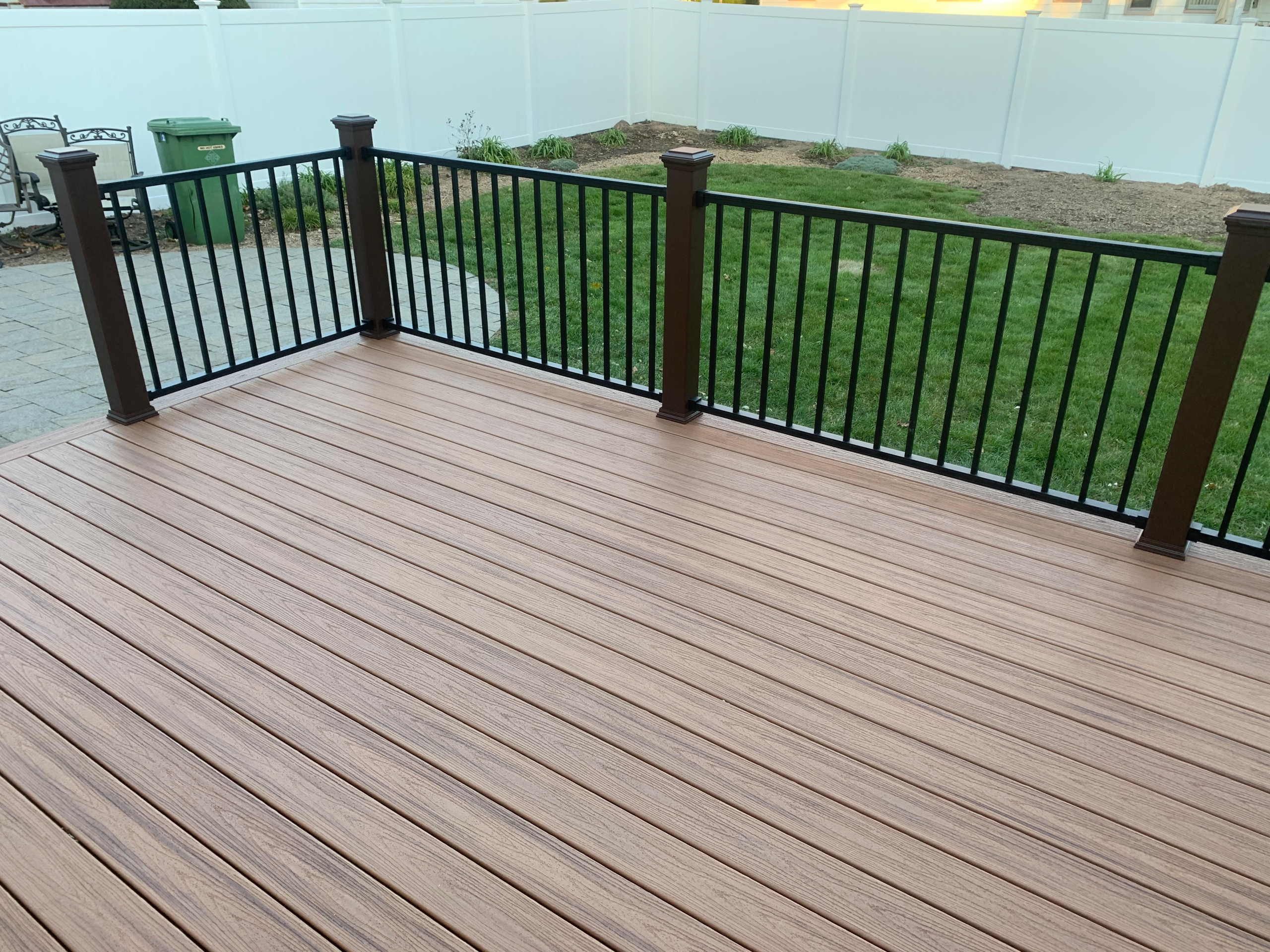 trek decks
