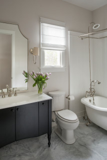 Watch a Houzz Editor Discuss 4 Small-Bathroom Design Ideas (one photo)