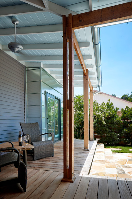 Contemporary Porch modern-veranda