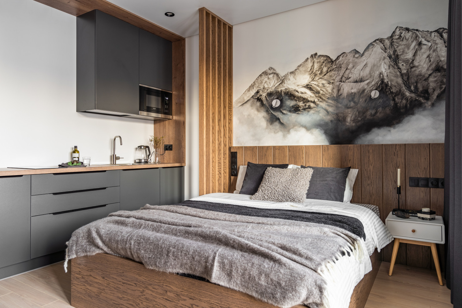 Брутальная строгость