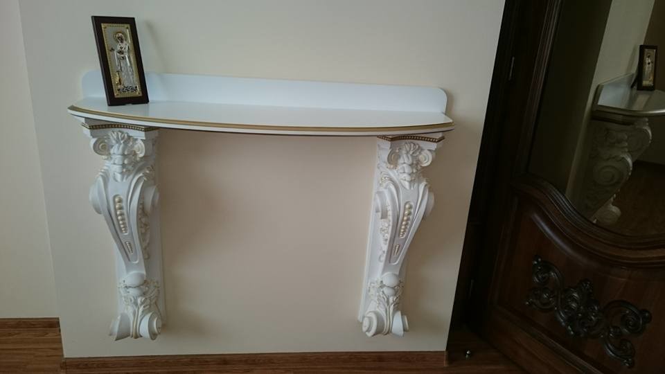 Обеденный стол-остров на кухню