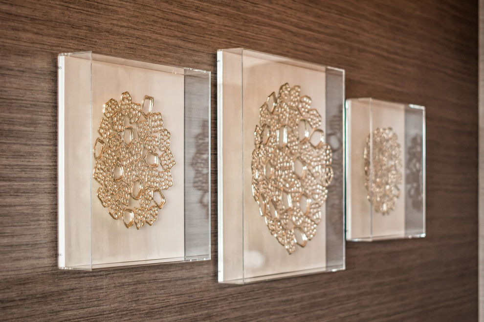 Inspiration for a transitional entryway remodel in Columbus