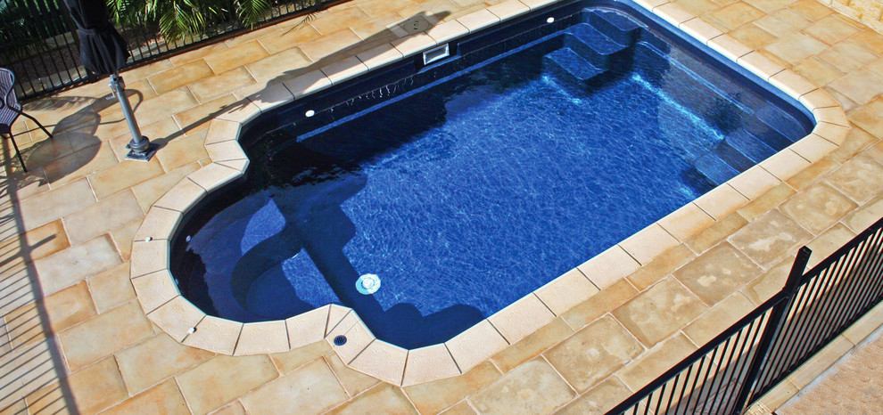 Photo of a tropical pool in Gold Coast - Tweed.
