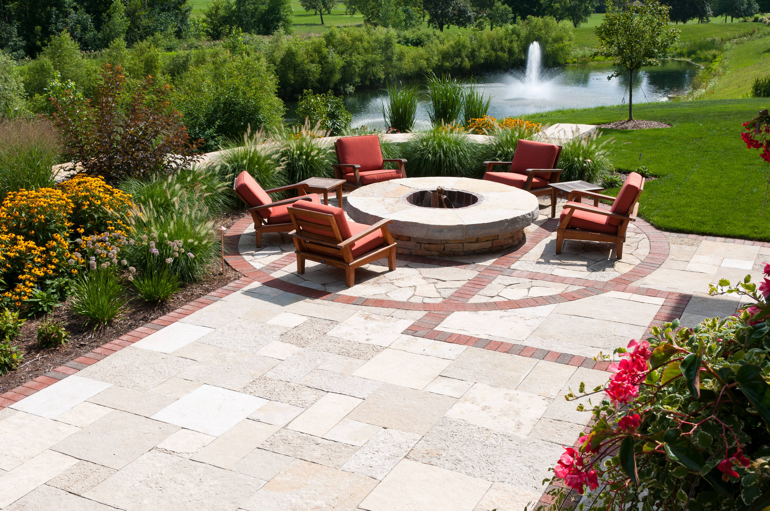 Craftsman Stone Fire Pit - Menomonee Falls