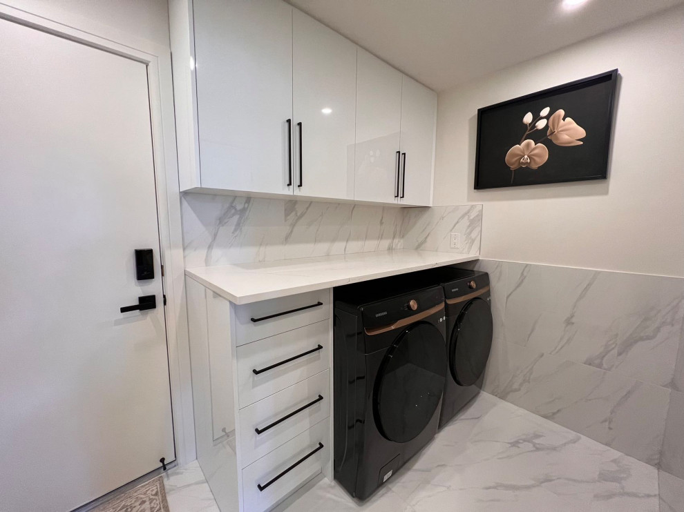 Timeless Elegance (Calacatta quartz + High Gloss)