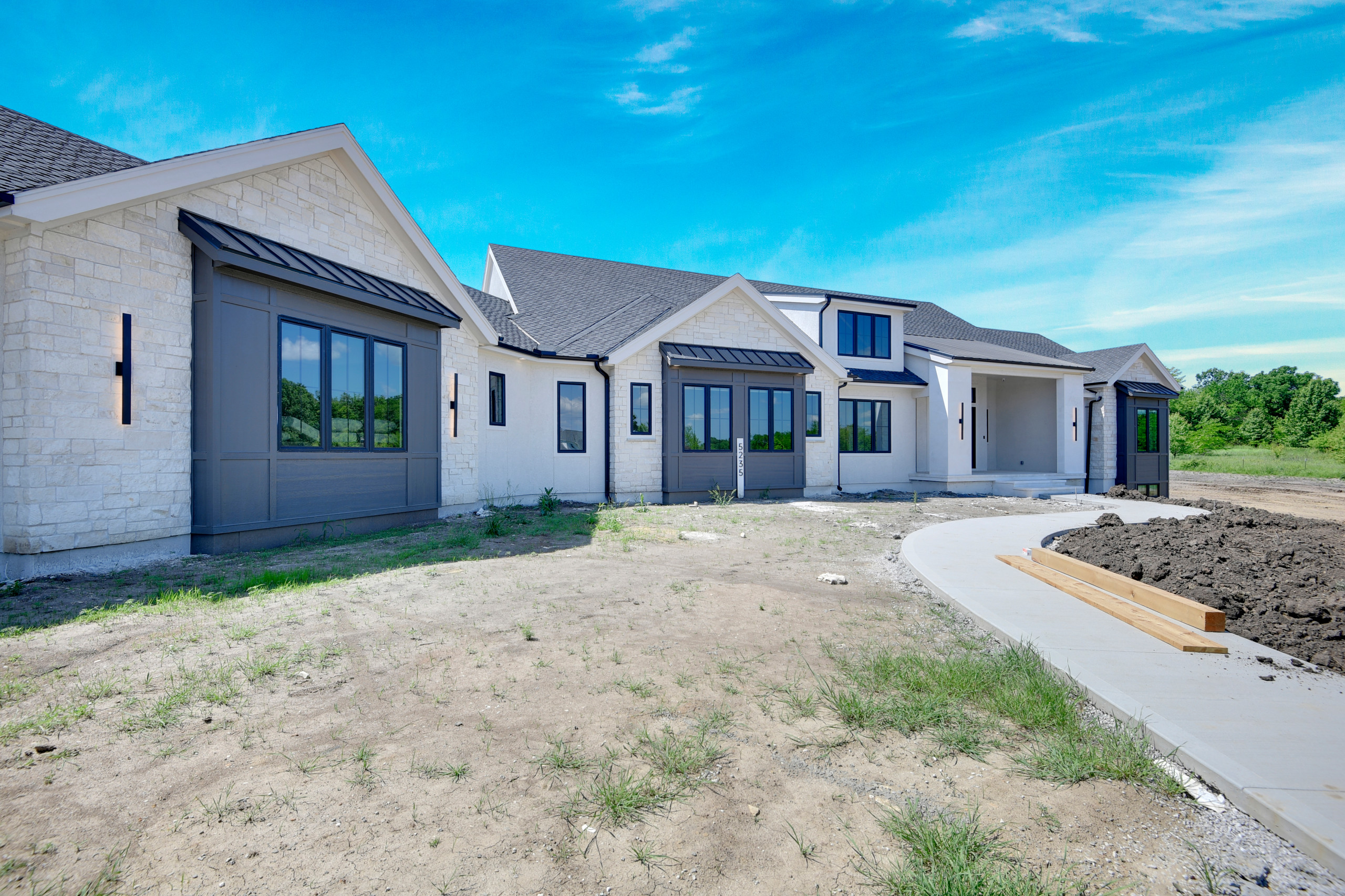 Oakleaf Ridge Estates, Stilwell, KS Lot 31, Custom Build