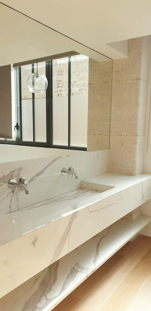 HAUTEVILLE, PARIS