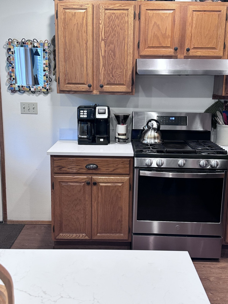 Kitchen - kitchen idea in Seattle