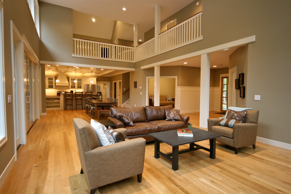Love the wall color paired with the light oak floors. Do you know what