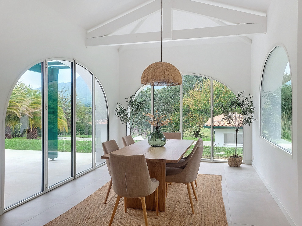 PROJET URRUGNE I Meubler une maison d'exception