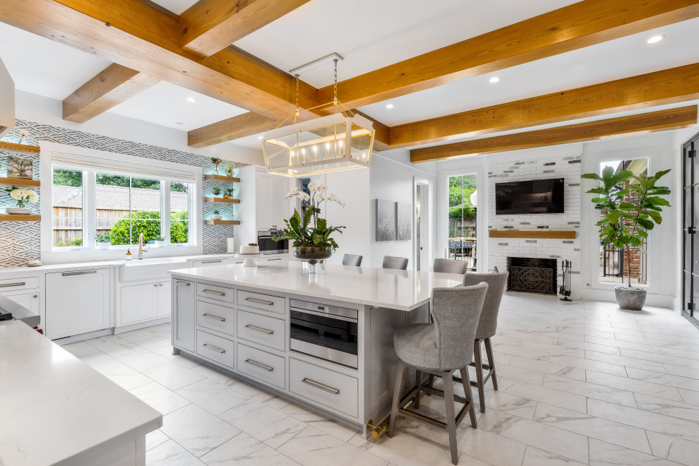Colorful Kitchen Addition in Bocage