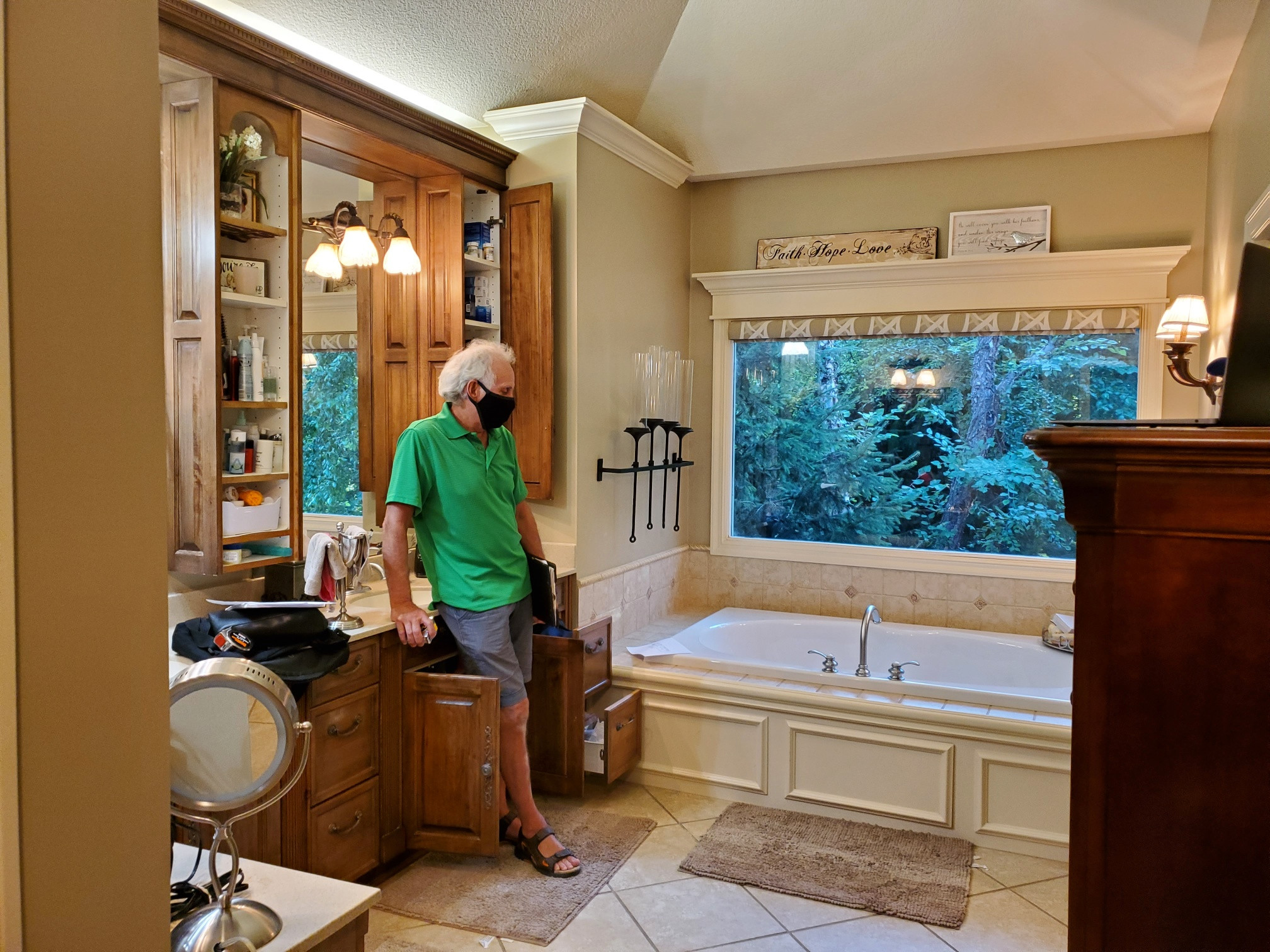 Sharon's Mstr Suite renovation