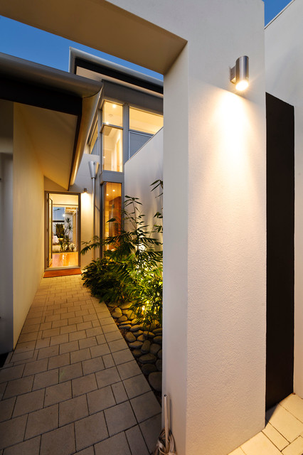 Brandon modern-entrance
