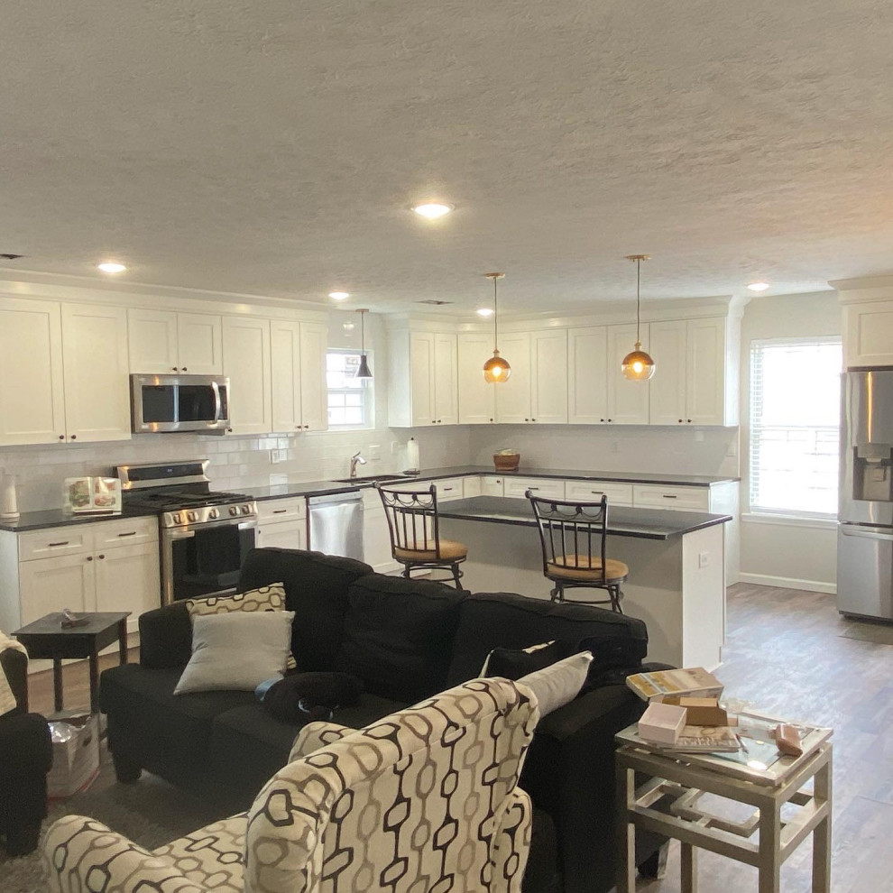 Tres Holmes Kitchen Remodel