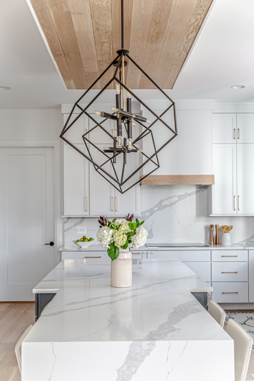 White Quartz Backsplash Sleek Beauty & Strong Durability - Backsplash ...