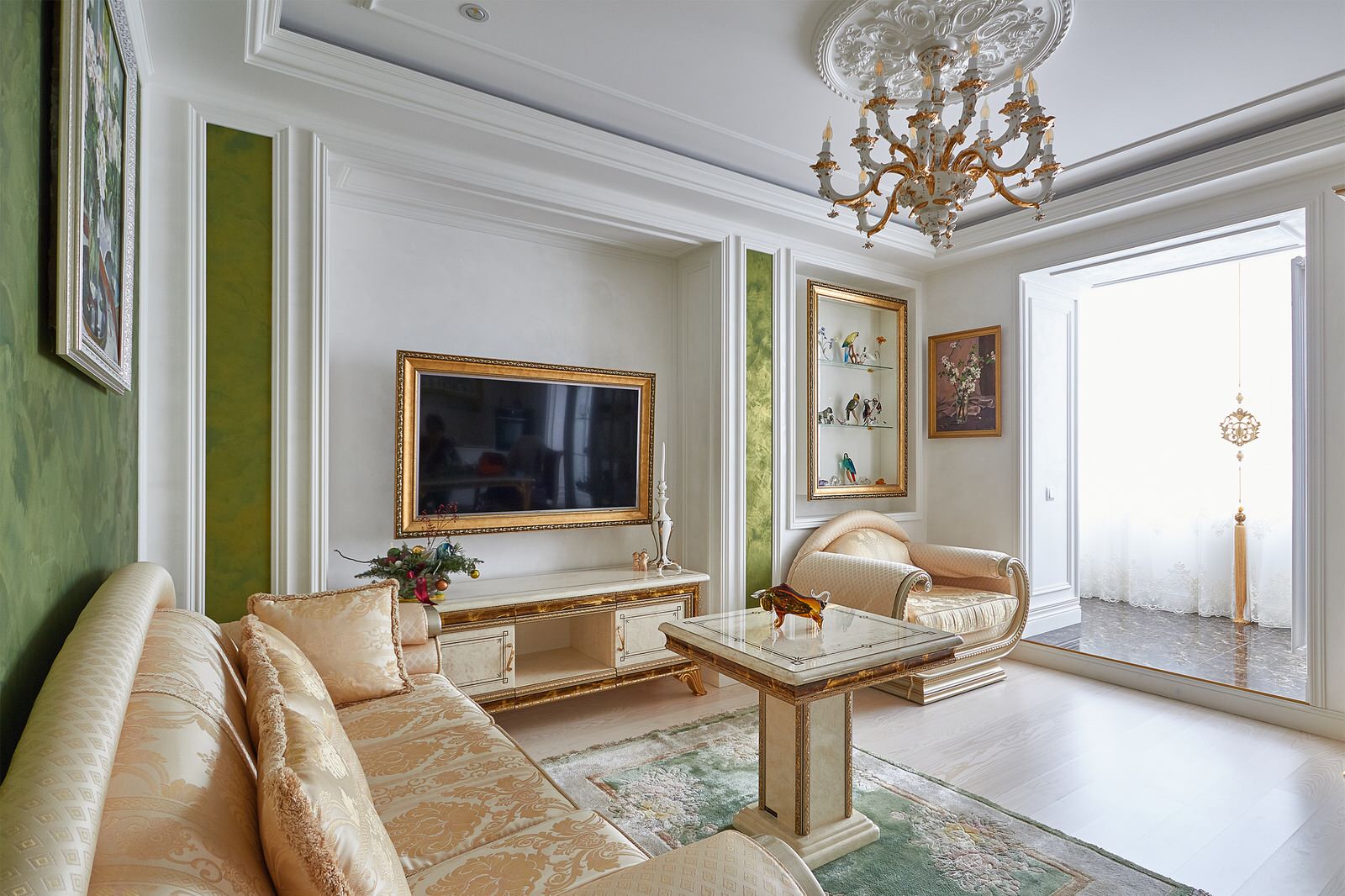 квартира "WHITE & GOLD"