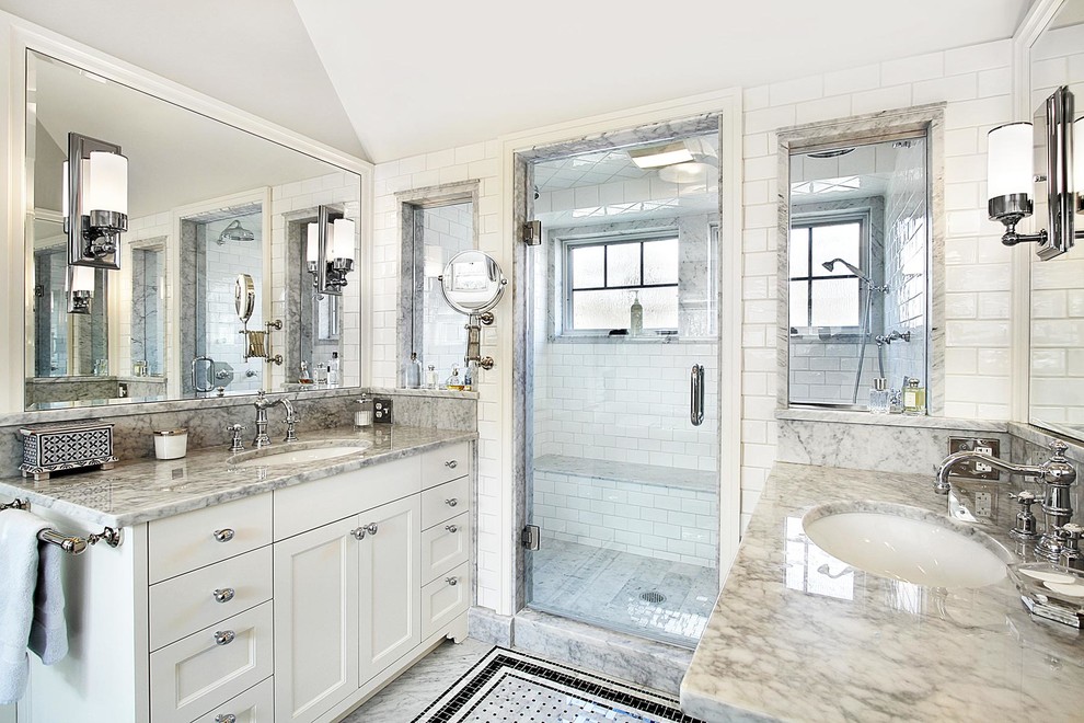 Mid-sized transitional bathroom photo