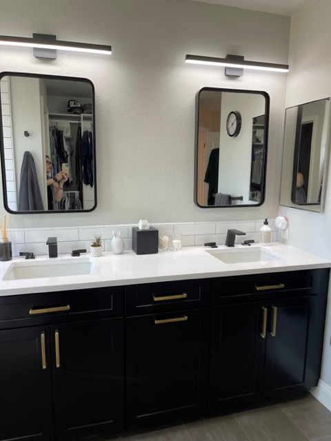 Modern Bathroom Remodel in Vallejo