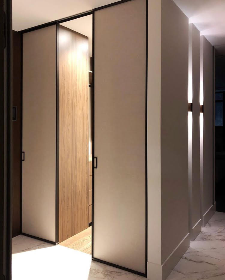 Перегородки AIR в гардеробную