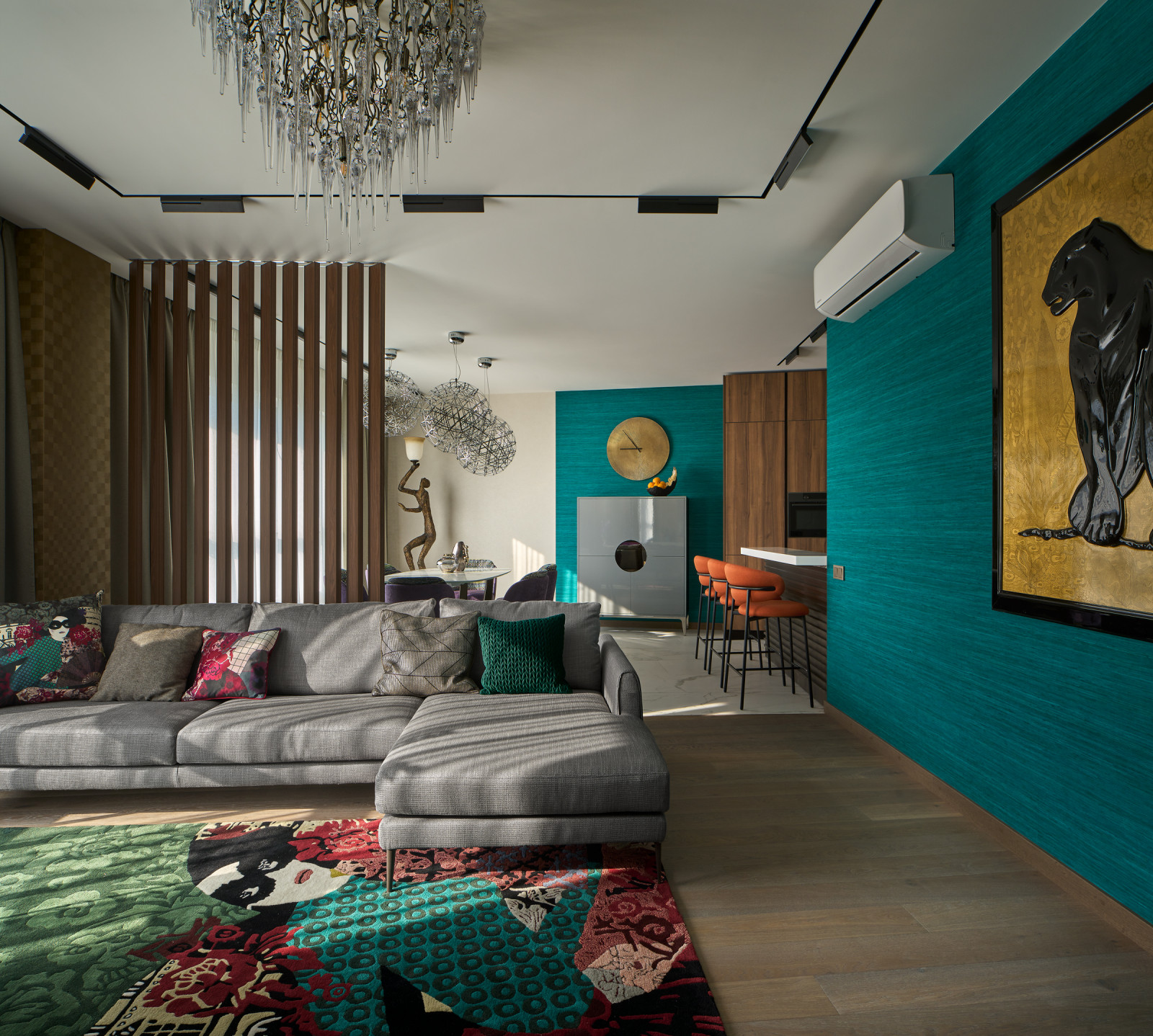 ЯРКАЯ КВАРТИРА