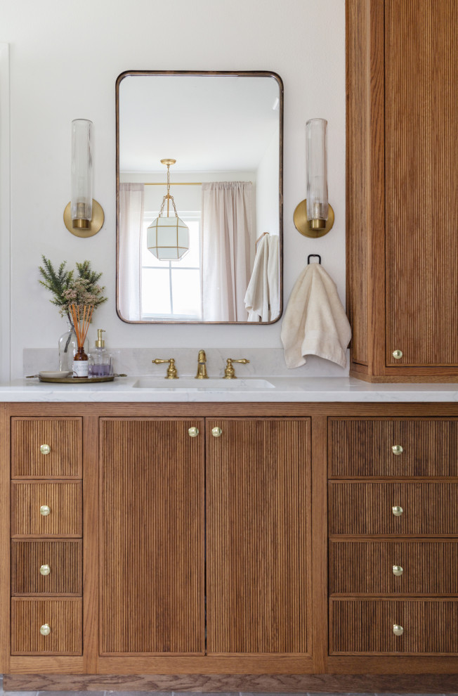 Organic Modern Master Bathroom Design Klassisch modern Badezimmer