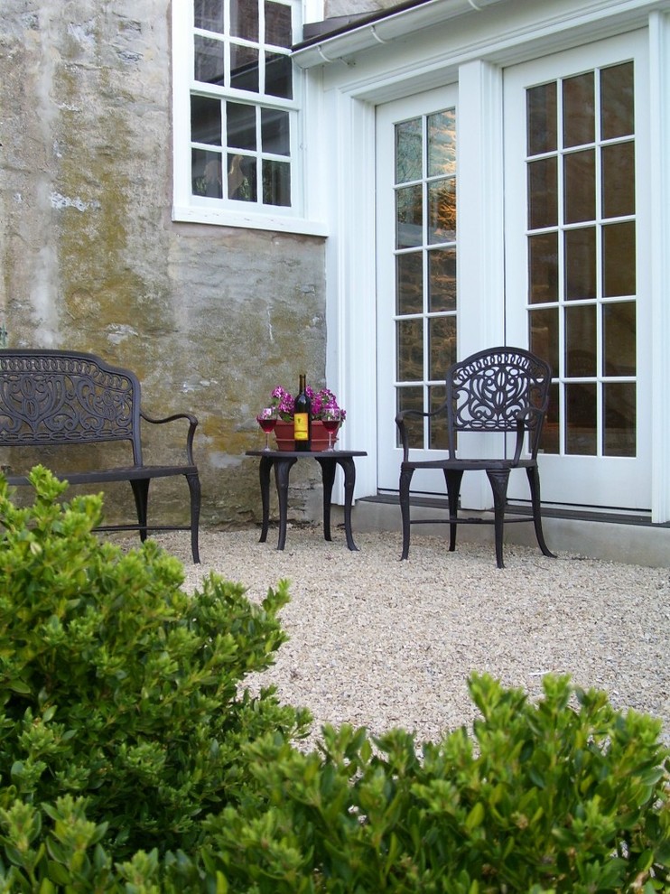 Inspiration for a traditional patio in Other.