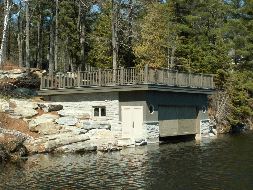Design ideas for an arts and crafts boathouse in Toronto.