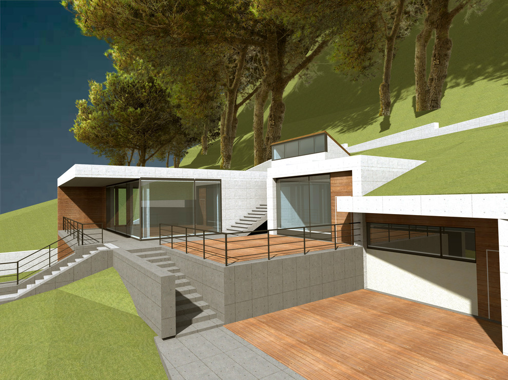 Дом на склоне