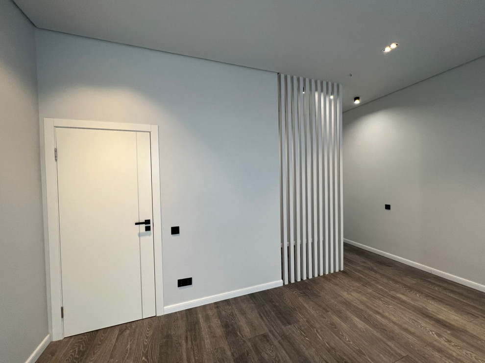 Квартира на продажу в серых оттенках.