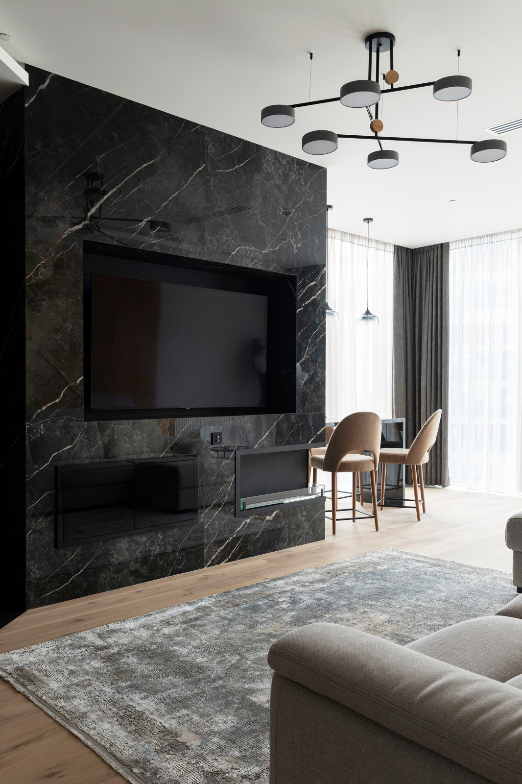 Neva Towers (Реализация)