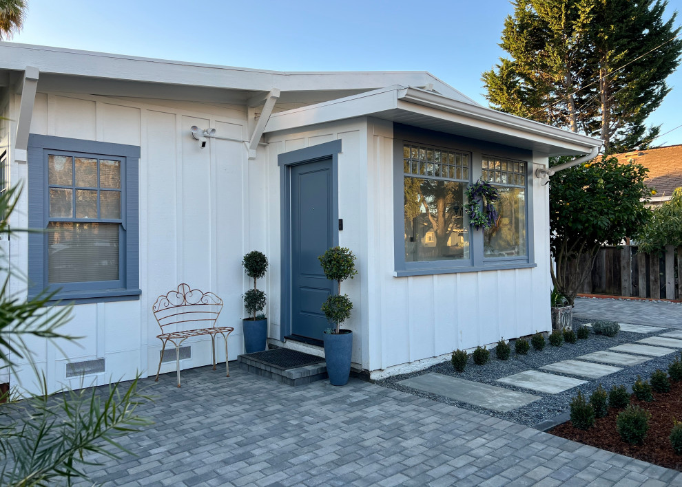 Santa Cruz Modern Cottage