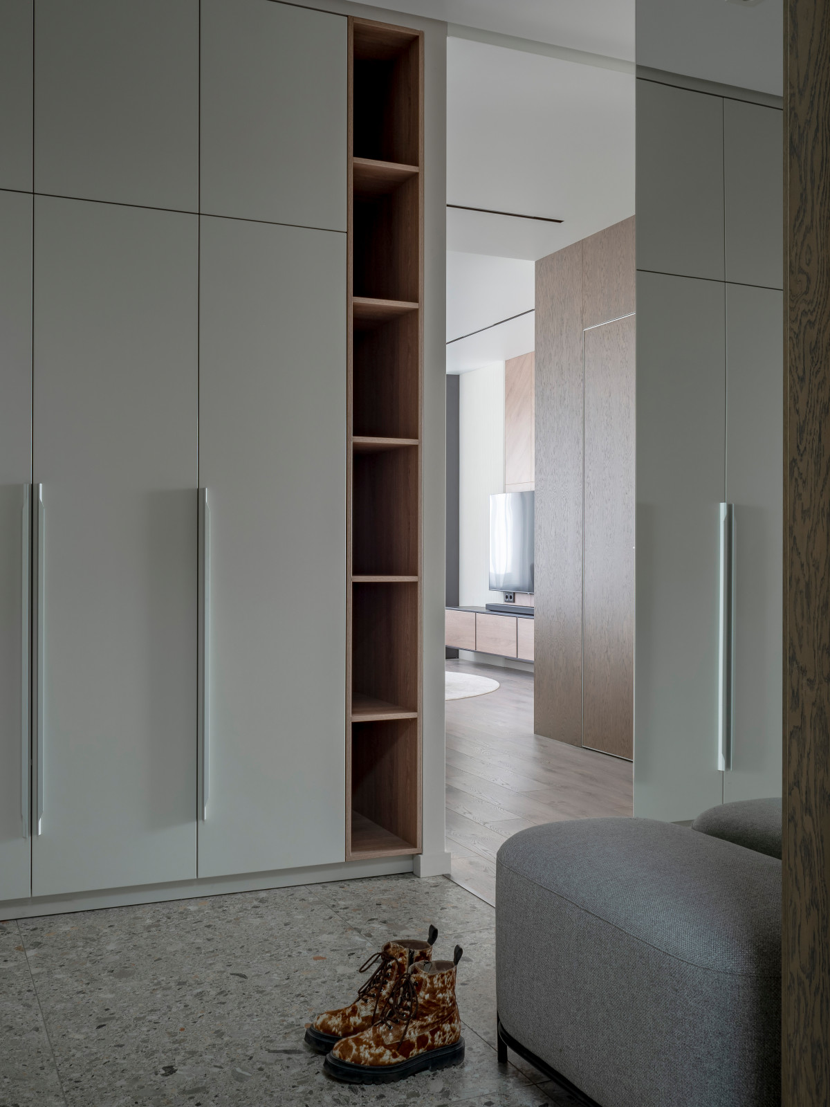 Серо-бежевый минимализм в ЖК Пушкин