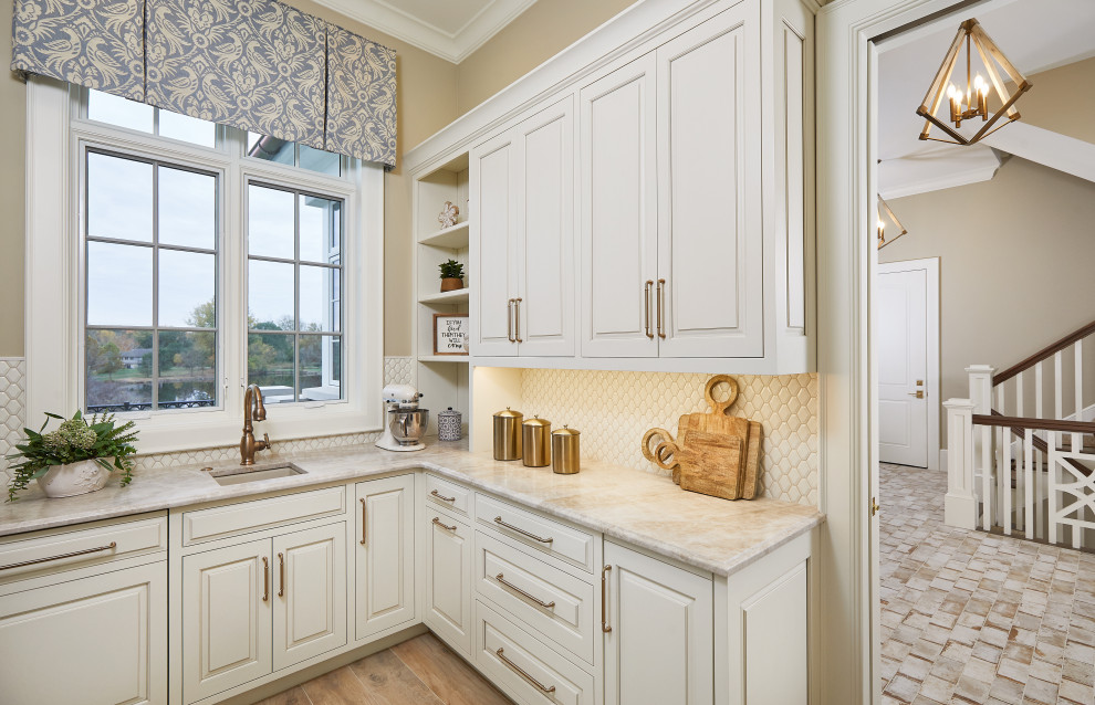 Stony Pointe - French Country - Kitchen - Grand Rapids - by Glas ...