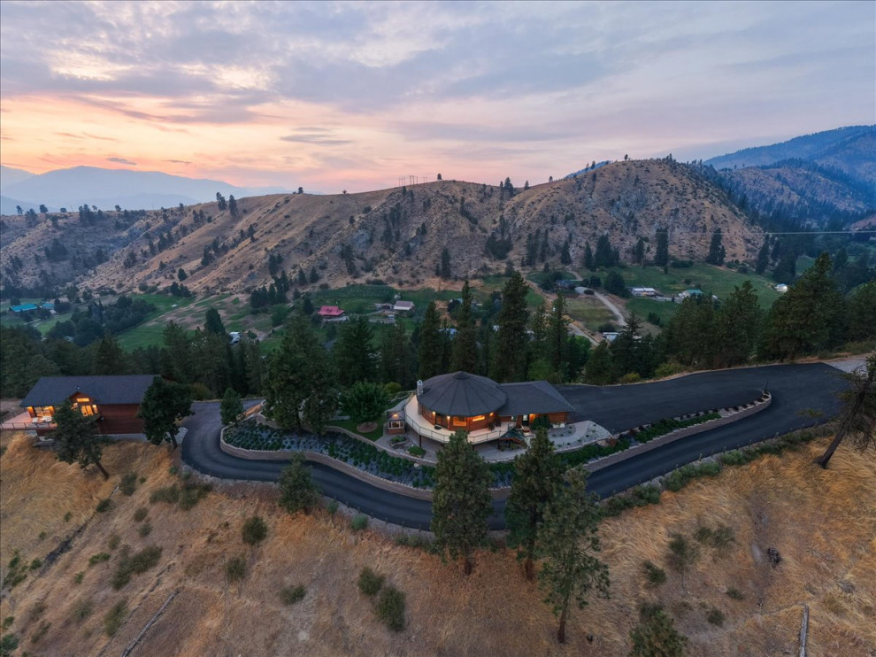 Hilltop Splendor