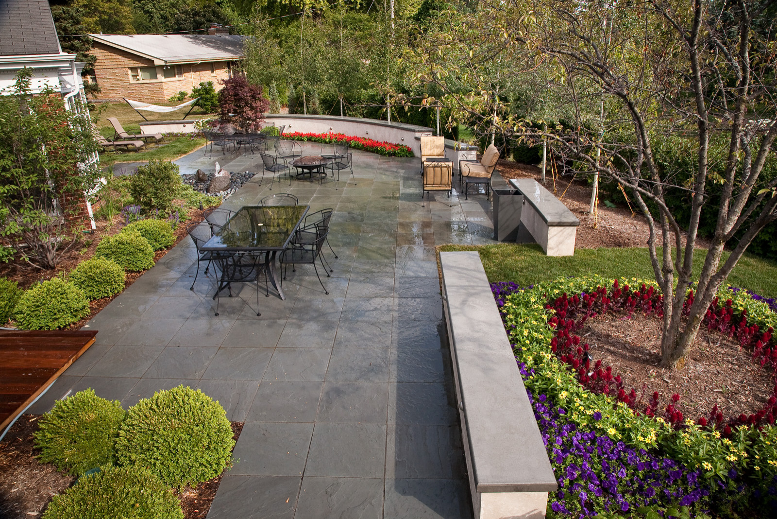 Modern Backyard Landscape - Elm Grove, WI