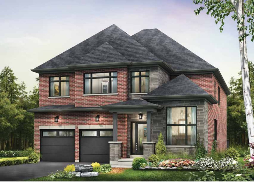 Cette photo montre une façade de maison multicolore chic en brique et bardage à clin de taille moyenne et à un étage avec un toit à quatre pans, un toit en shingle et un toit noir.
