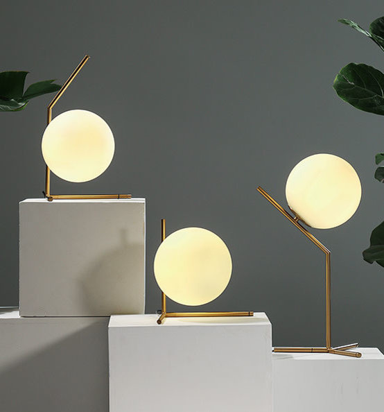 Настольный светильник GOLD T