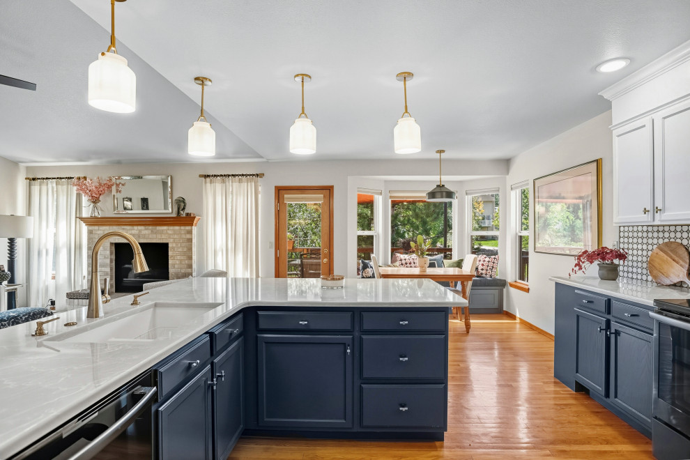 Timeless Open Navy Blue Kitchen