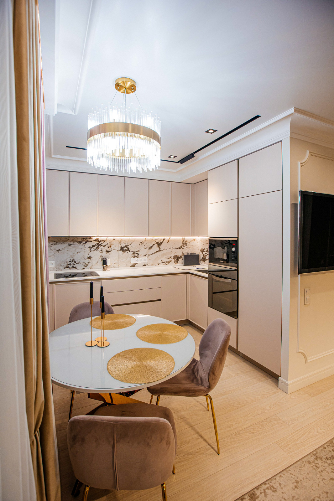 Реализация "Умеренный шик на 60 м2"