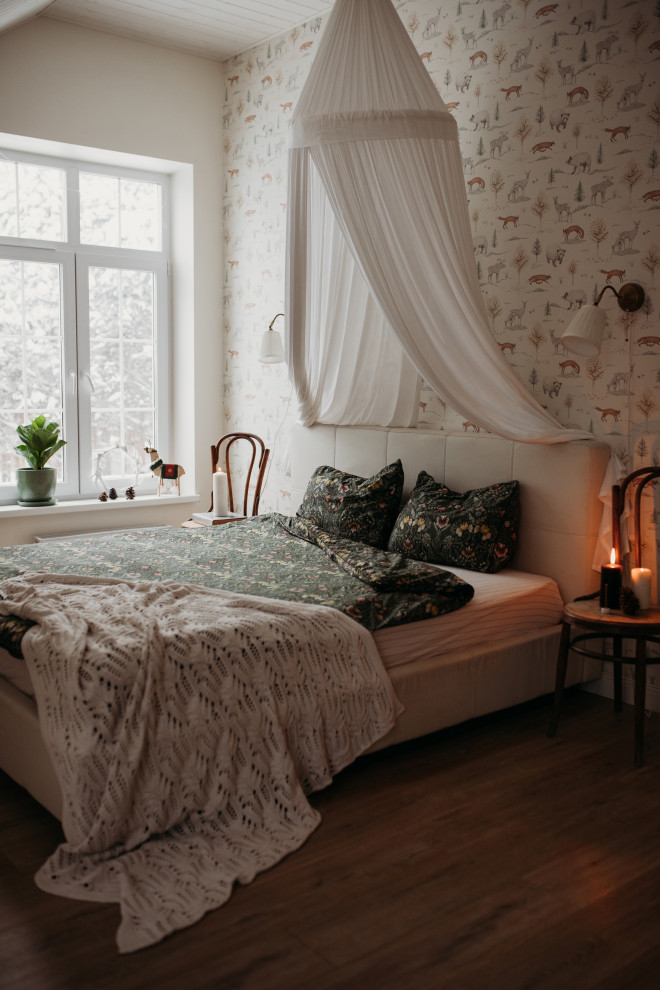 Дом в соснах