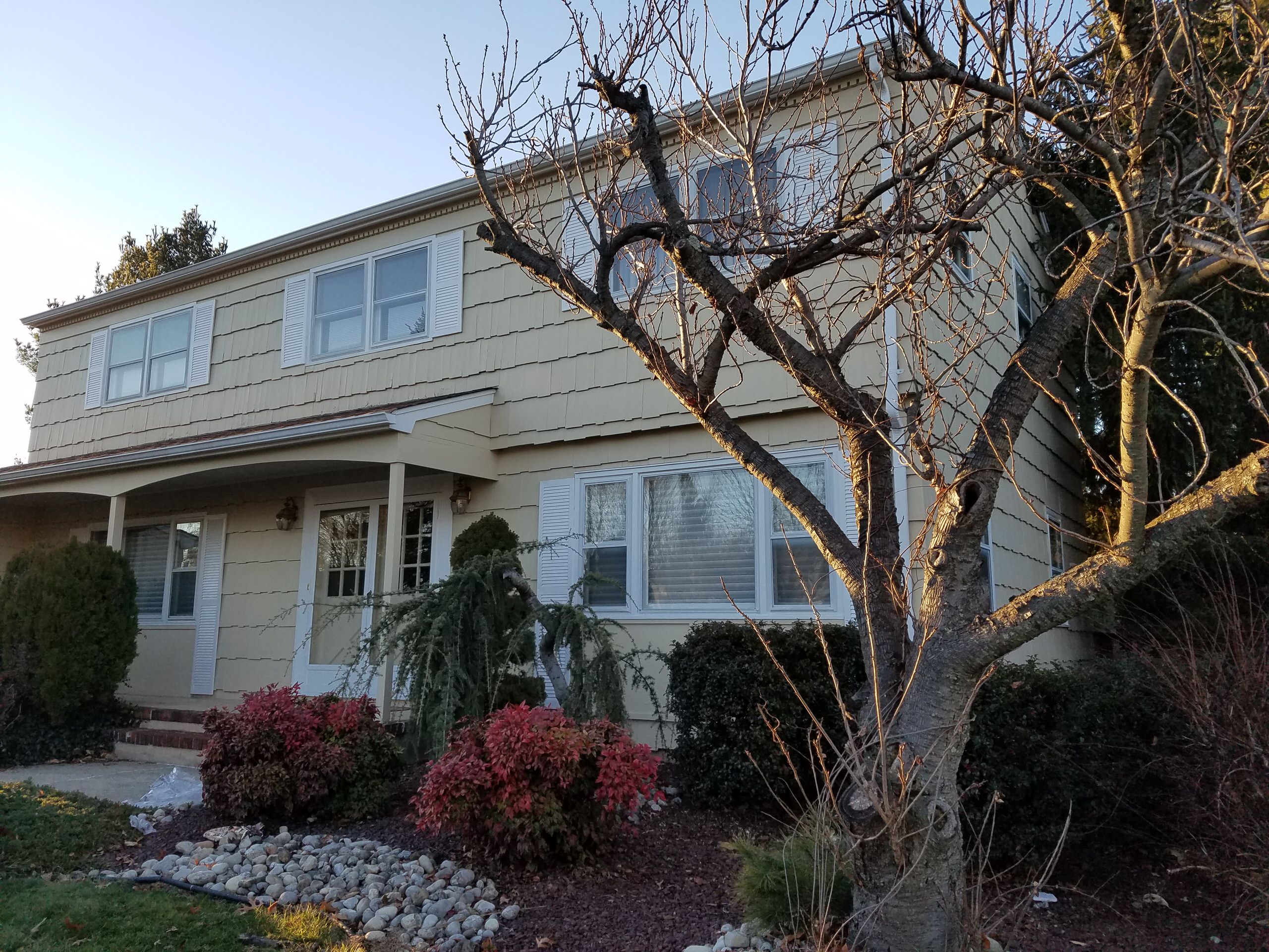 New Windows, Vinyl Siding, and Gutters at Gunpowder Drive in East Brunswick, NJ