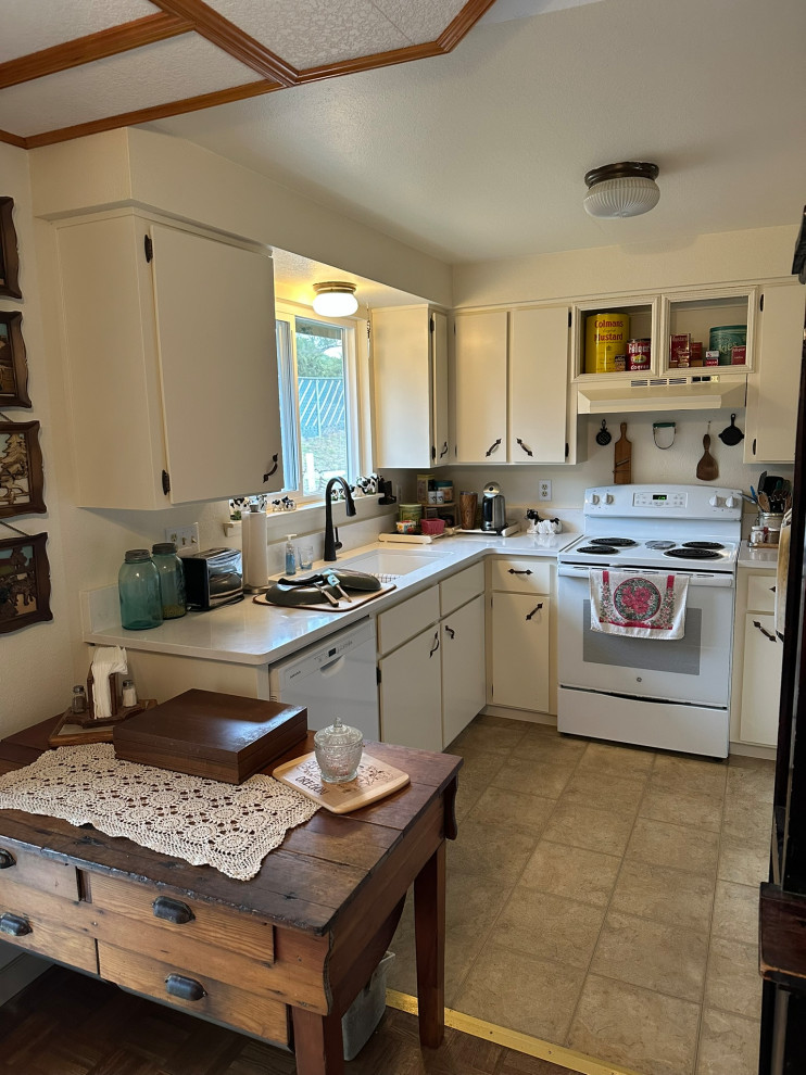 Cabinet Refinishing