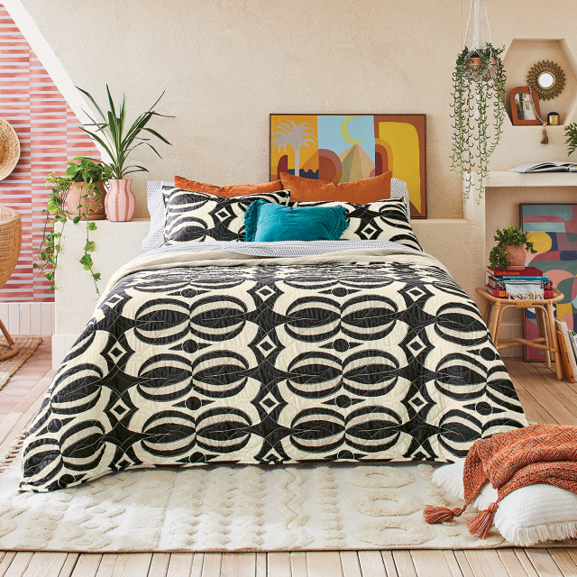 Eclectic Bedding Collection - Opalhouse™ designed with Jungalow™ - Modern -  Bedroom - Minneapolis - by Target Home | Houzz IE