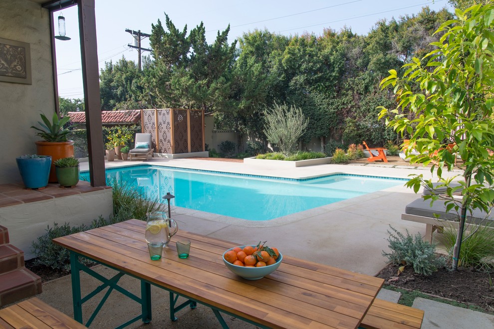 This is an example of a small mediterranean home design in Los Angeles.