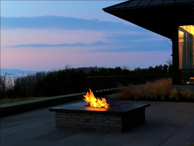 Quaker Bluff Residence rustic-courtyard