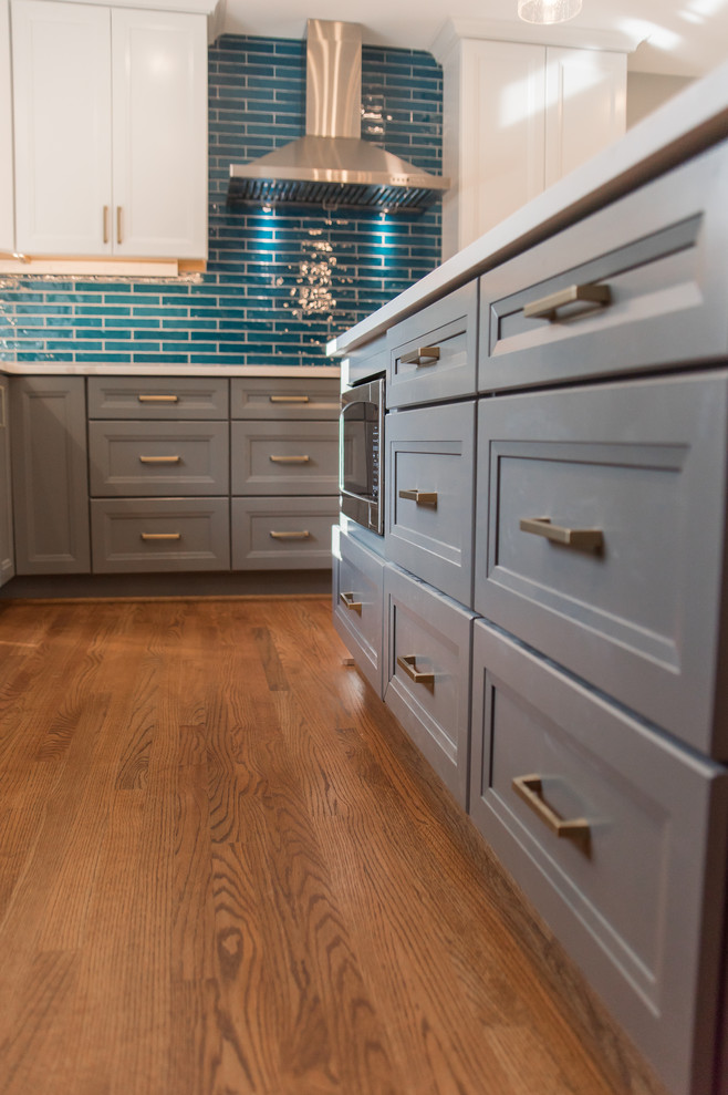 Transitional kitchen photo in Baltimore