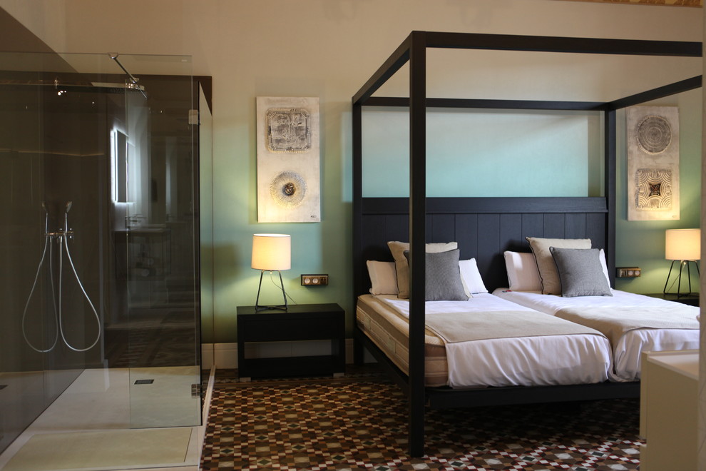 Design ideas for a contemporary master bedroom in Barcelona.