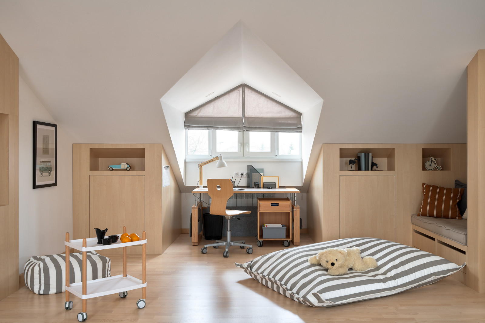 Мансарда для детей.  Публикация AD