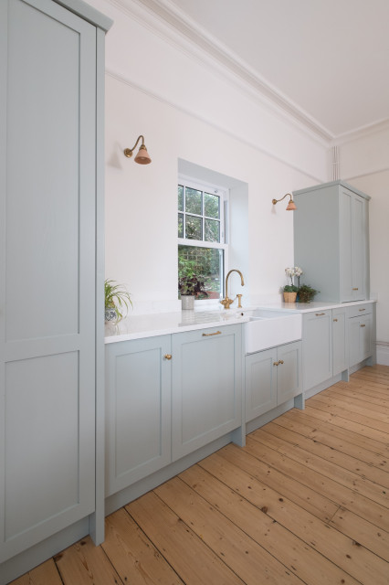 clive 1 traditional-kitchen
